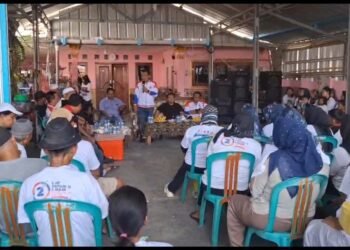 Petahana  Aep Syaepuloh Gulirkan APBD Bea Siswa Pendidikan dan  BPJS UHC Gratis Bagi Masyarakat Karawang