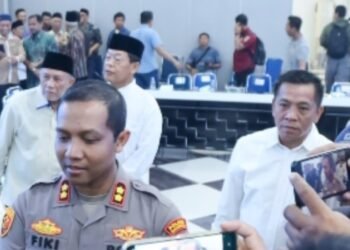 Karawang Siaga Satu Kerahkan  300 Personil Gabungan Antisipasi  Eskalasi  Massa Unjuk Rasa Ke Gedung DPRD